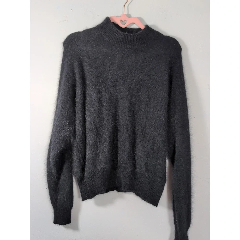 Rafaella Petites Women's VTG Gray Rabbit Hair, Lambswool,‎ Nylon Sweater Size M